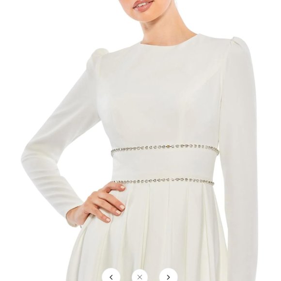 MAC DUGGAL EMPIRE WAIST LONG SLEEVE PLEATED WHITE GOWN sz 4 - Picture 4 of 6